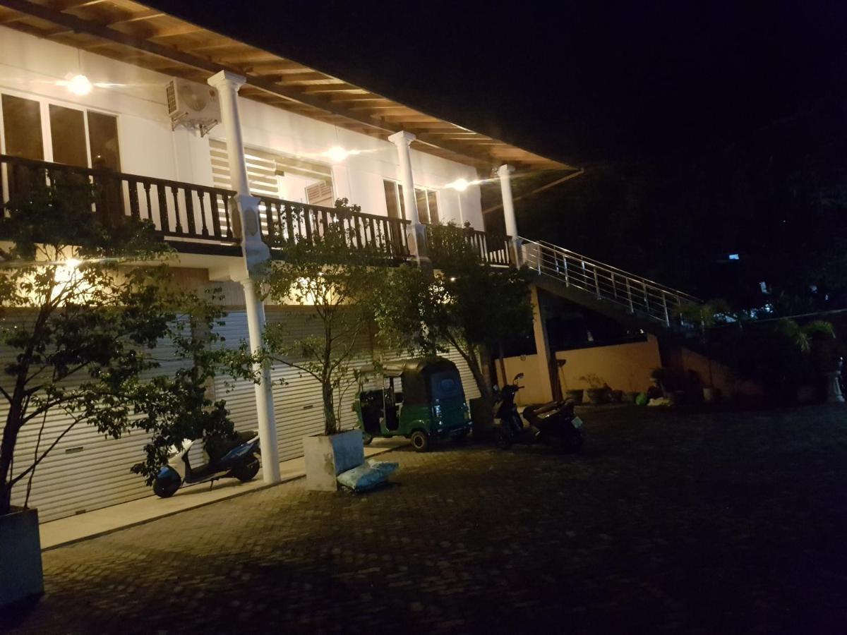 Gg Lodge Mirissa Εξωτερικό φωτογραφία